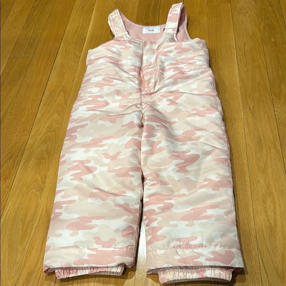 The children’s place girls camouflage pink bib snowpants size 4T .